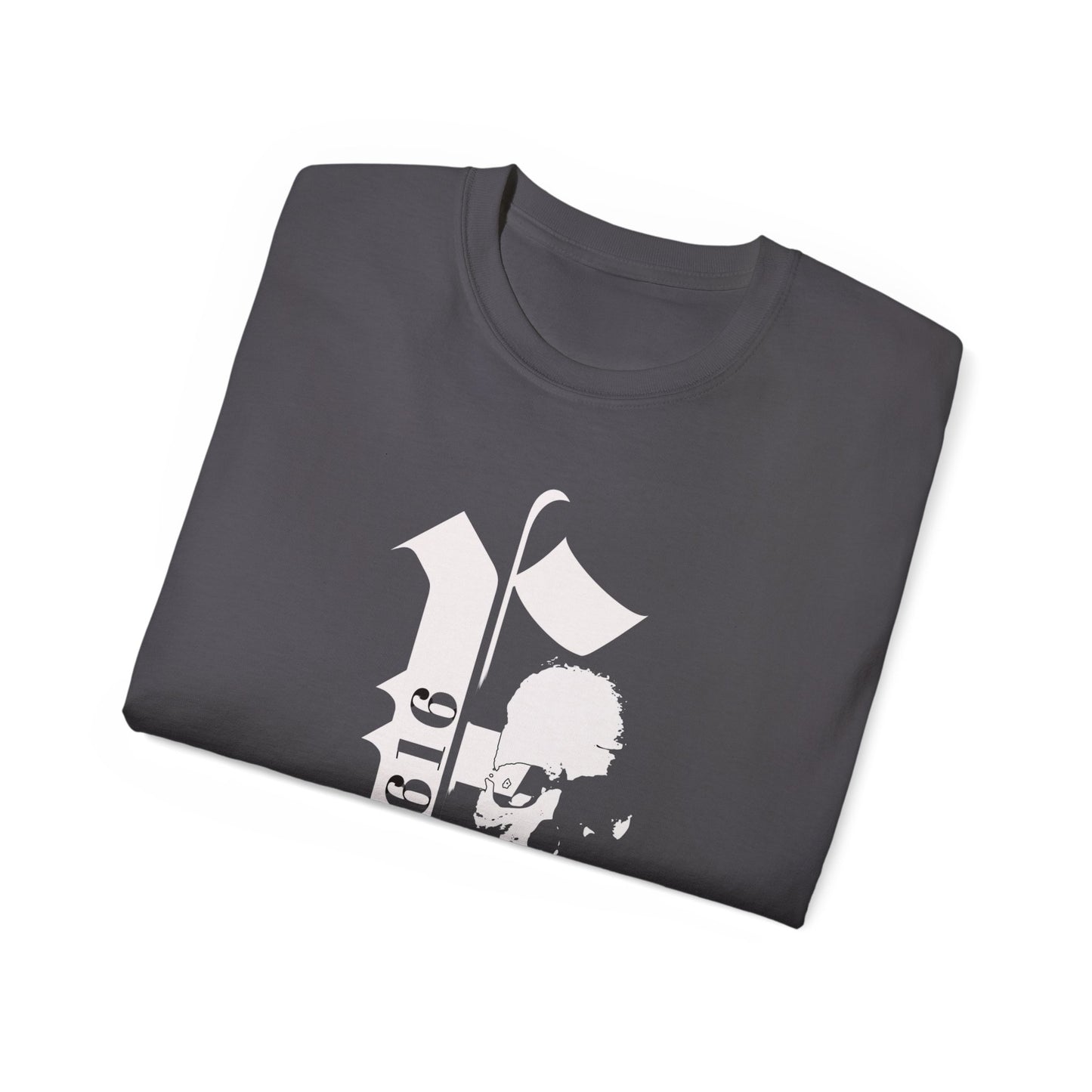 Edgy Skull Graphic Tee, Unisex Gothic T-Shirt, Casual Wear, Streetwear Fashion, Statement Apparel, Everyday Style