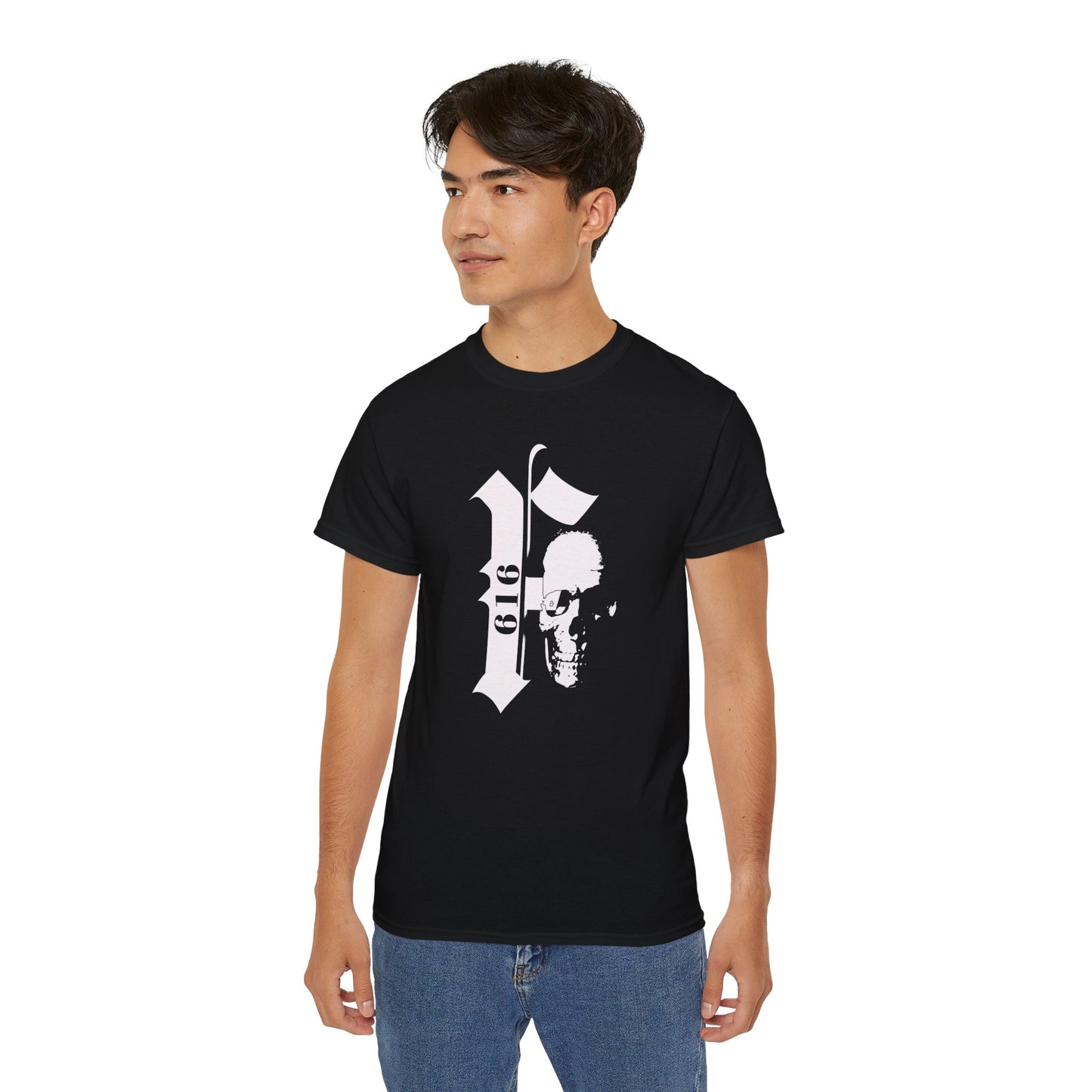 Edgy Skull Graphic Tee, Unisex Gothic T-Shirt, Casual Wear, Streetwear Fashion, Statement Apparel, Everyday Style